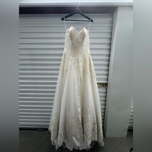 Allure Romance Strapless Lace Wedding Dress Bridal Size 12 – Needs Cleaning